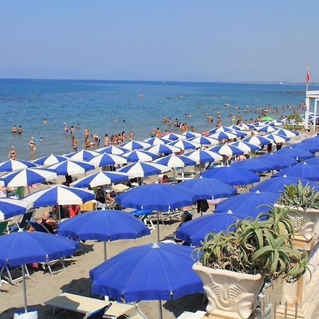 Hotel Residence La Darsena Agropoli Esterno foto