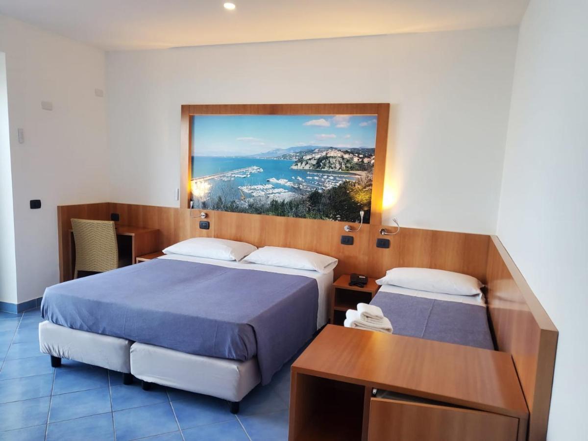 Hotel Residence La Darsena Agropoli Esterno foto