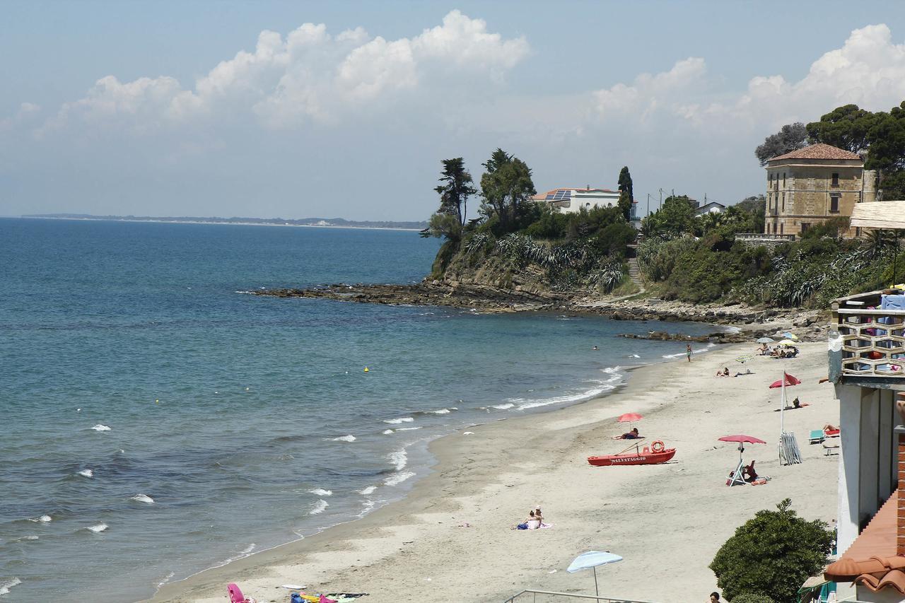 Hotel Residence La Darsena Agropoli Esterno foto