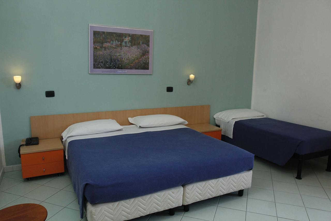 Hotel Residence La Darsena Agropoli Esterno foto