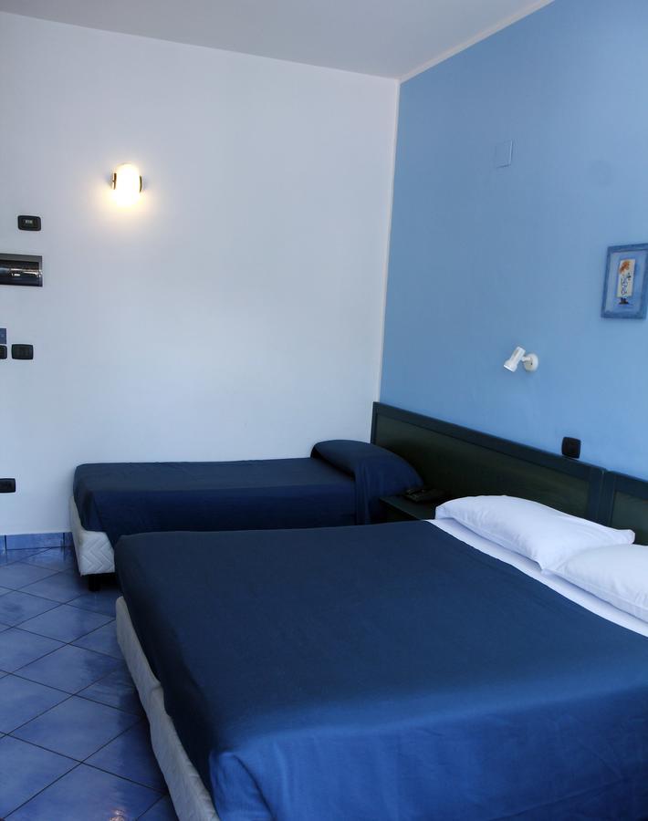 Hotel Residence La Darsena Agropoli Esterno foto