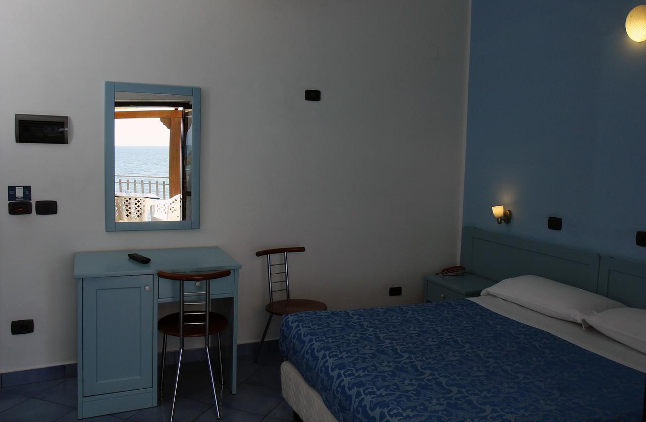 Hotel Residence La Darsena Agropoli Esterno foto