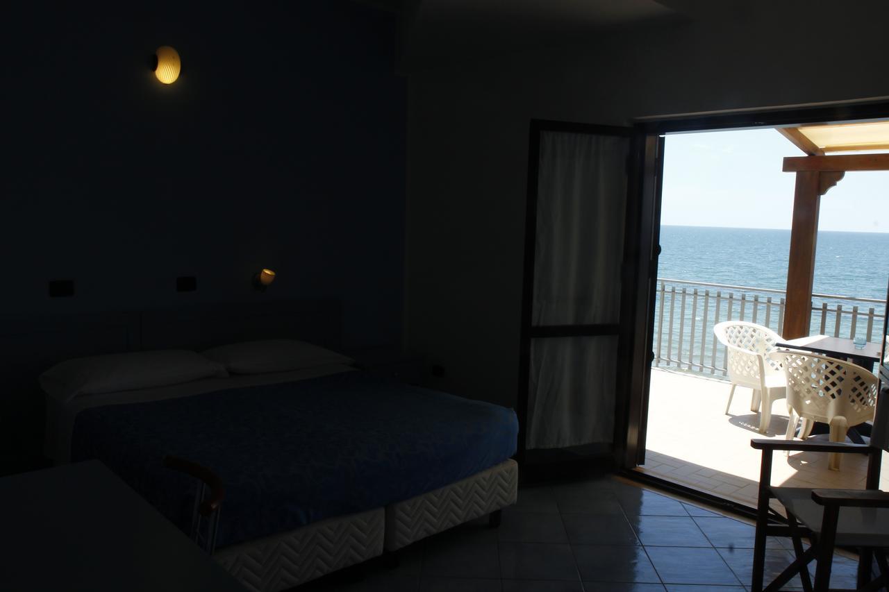 Hotel Residence La Darsena Agropoli Esterno foto